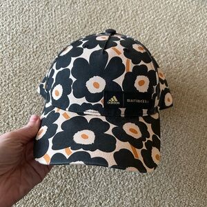 Adidas x Marimekko Cotton Twill Snapback Poppy Print Cap - Gold Metallic